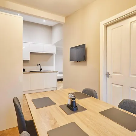 Host & - Parkside Apartment Middlesbrough