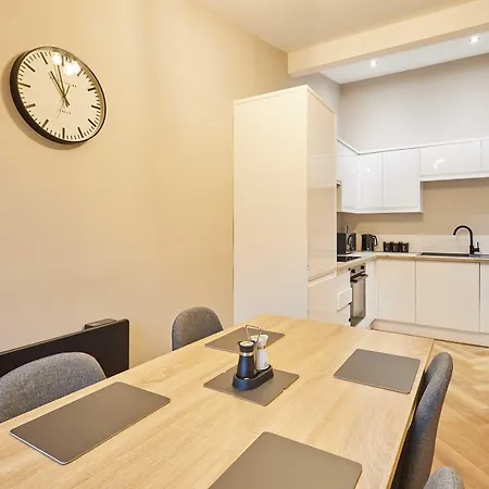 Apartment Host & - Parkside